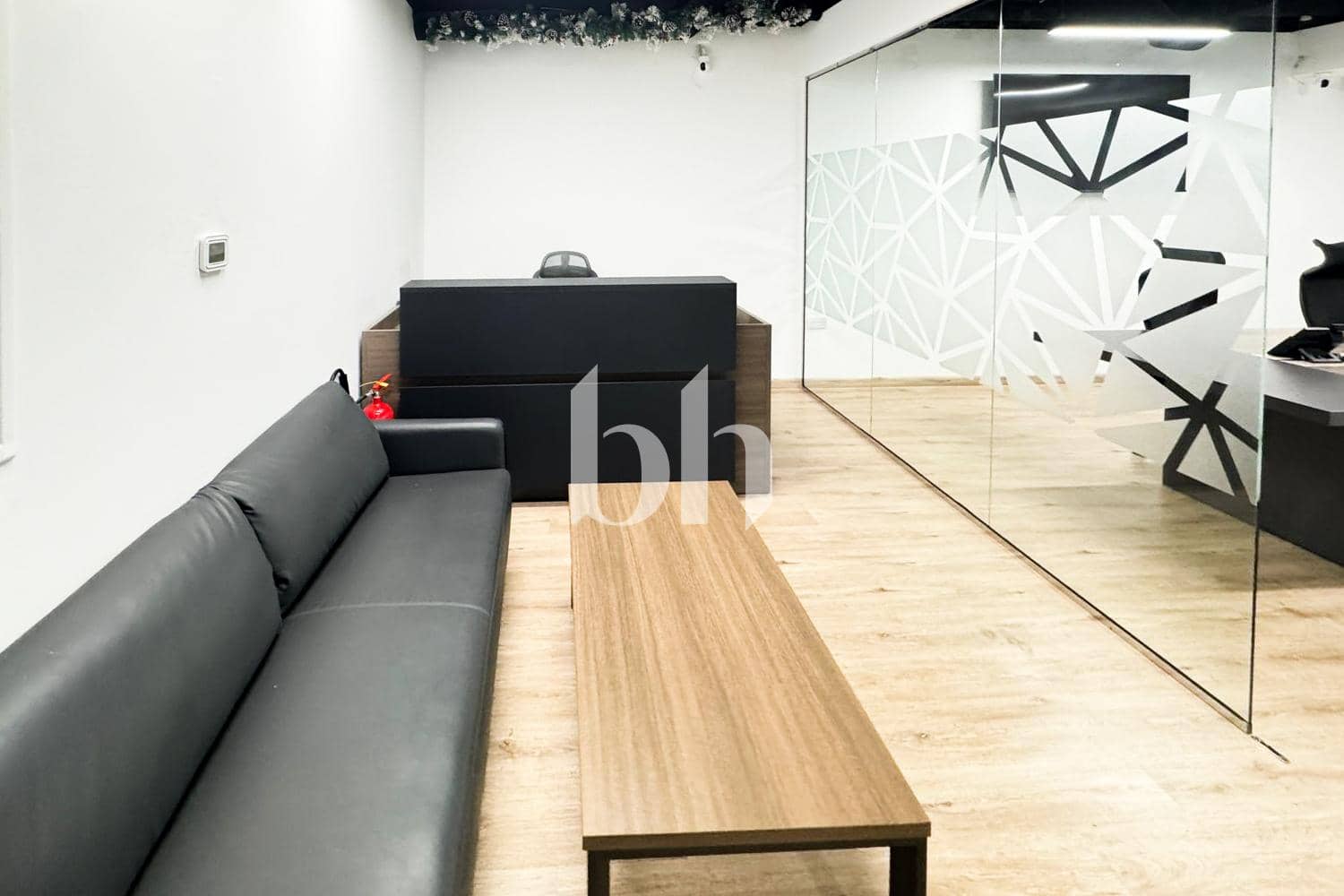Office Space in Al Meraikhi Tower - photo 2