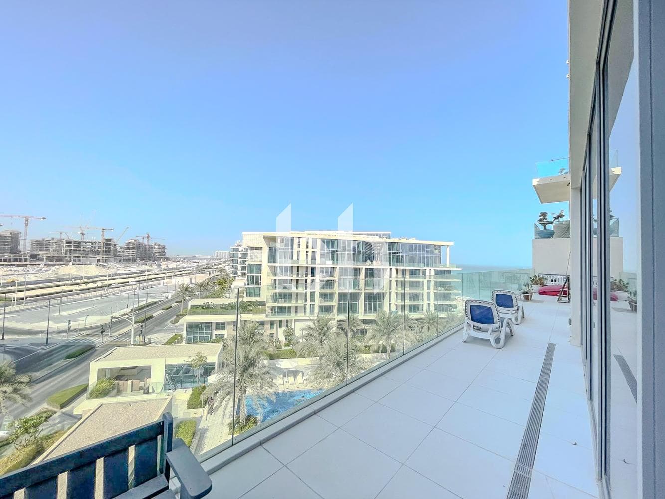 4 Bedroom Apartment in Mamsha Al Saadiyat - photo 1