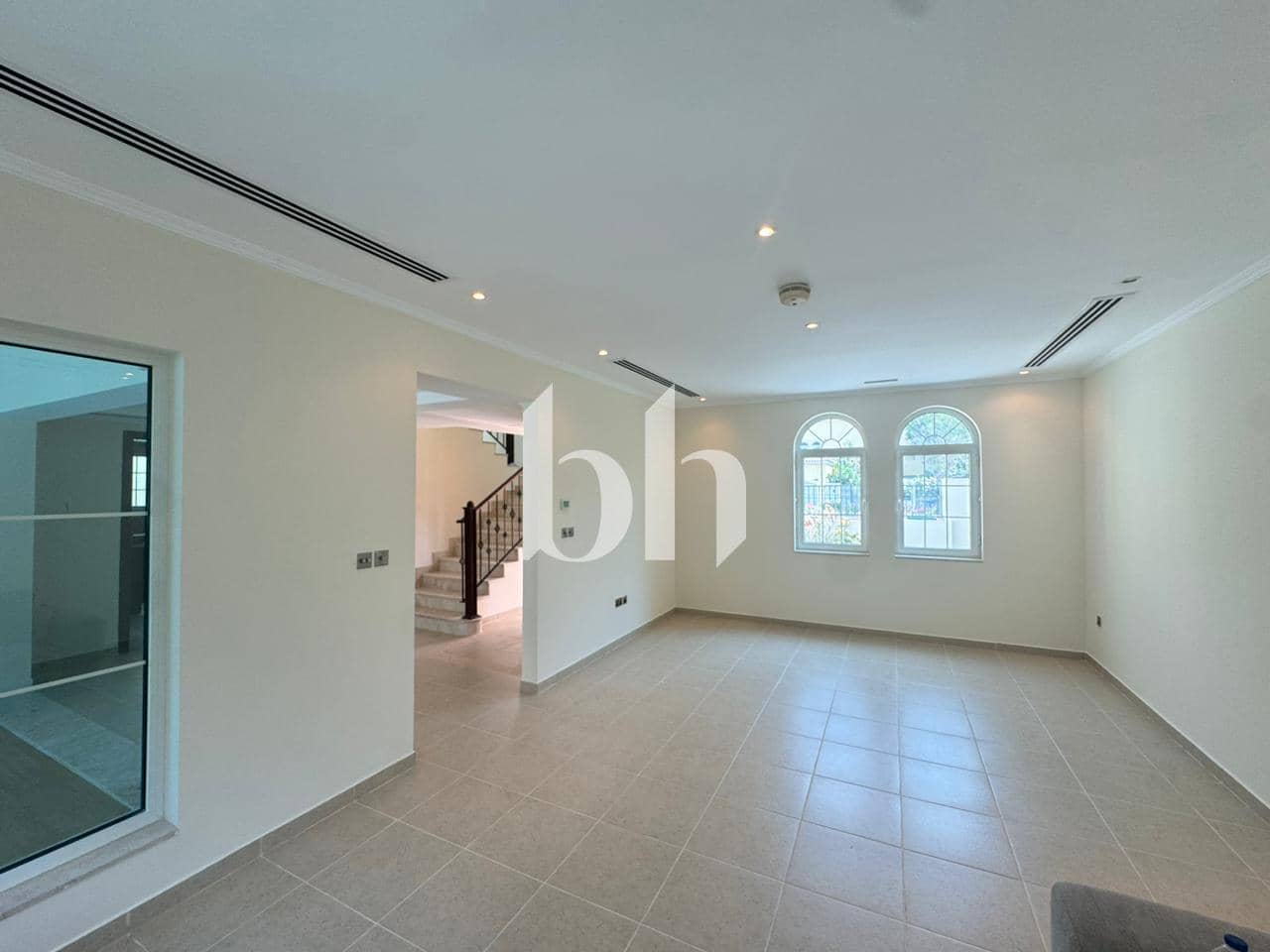 3 Bedroom Villa in Jumeirah Park Homes - photo 2