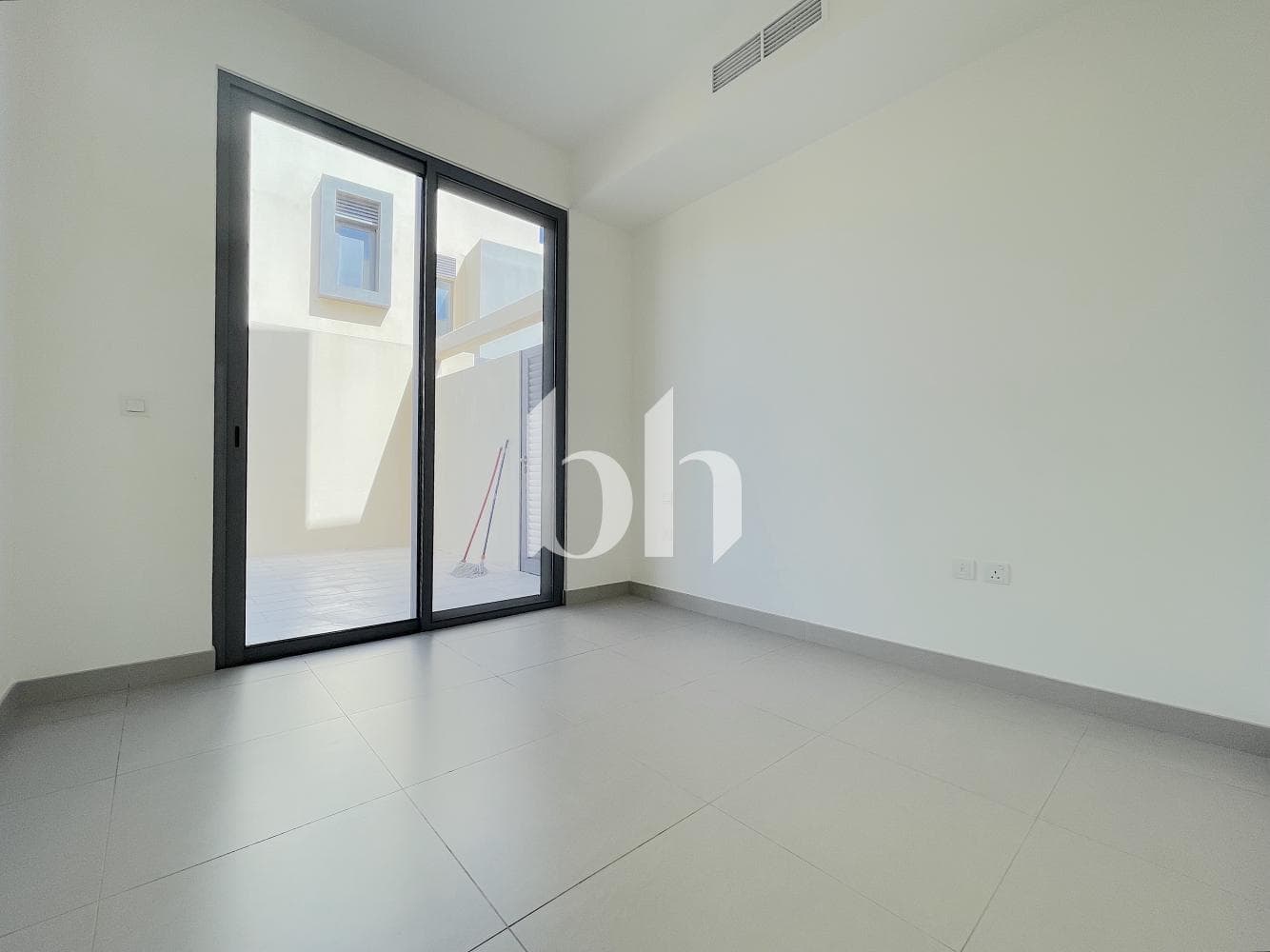 4 Bedroom Townhouse in Maple 1, Maple at Dubai Hills Estate - photo 2