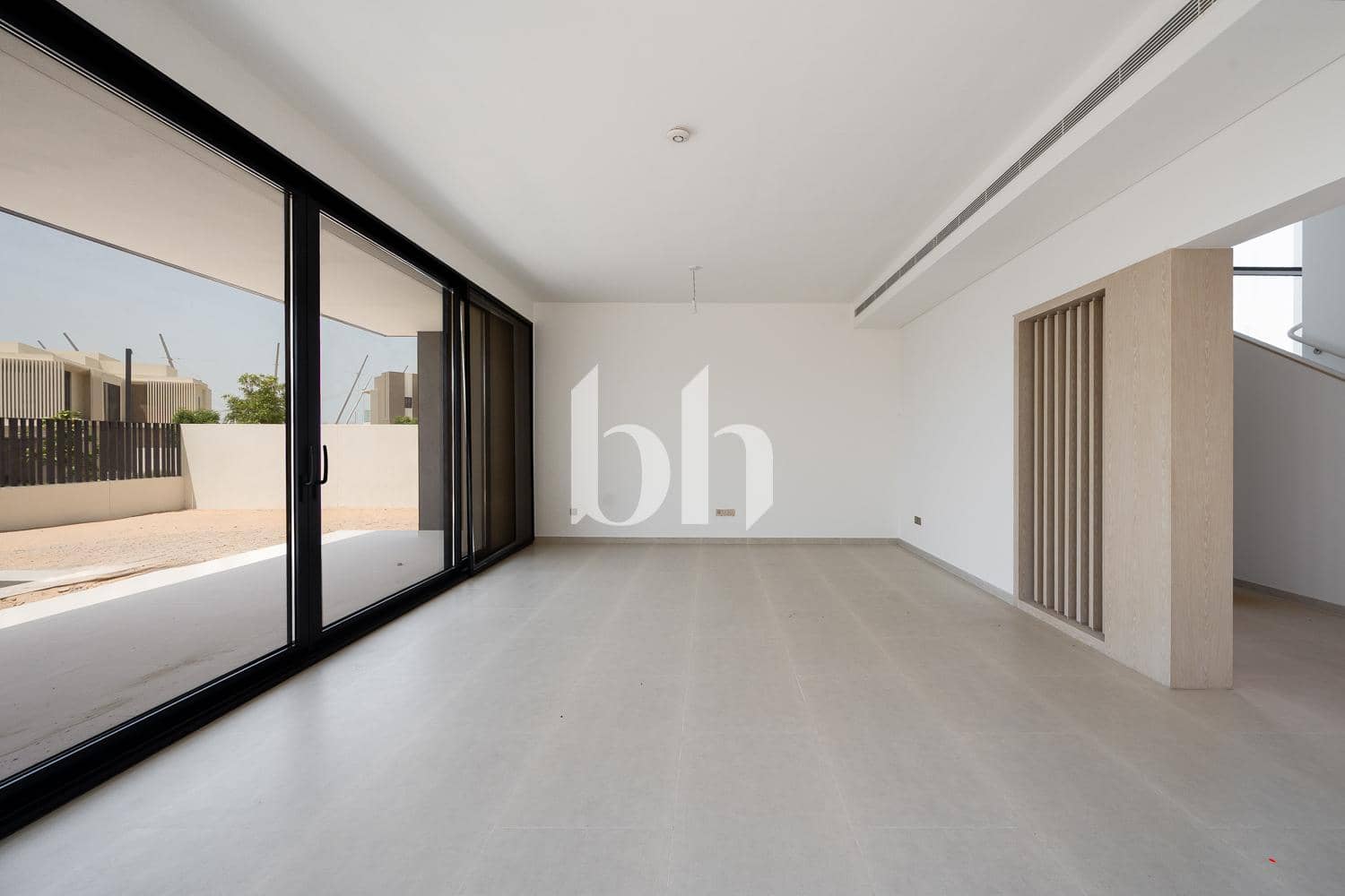 4 Bedroom Townhouse in Jebel Ali Village Villas - photo 1