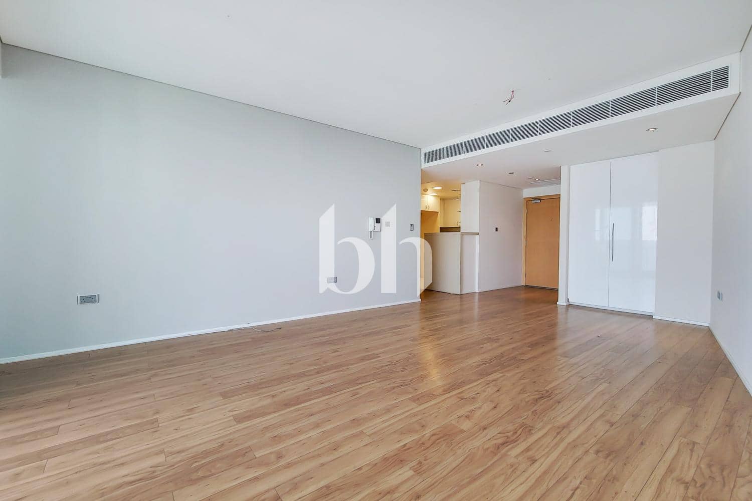2 Bedroom Apartment in Al Rahba - photo 2
