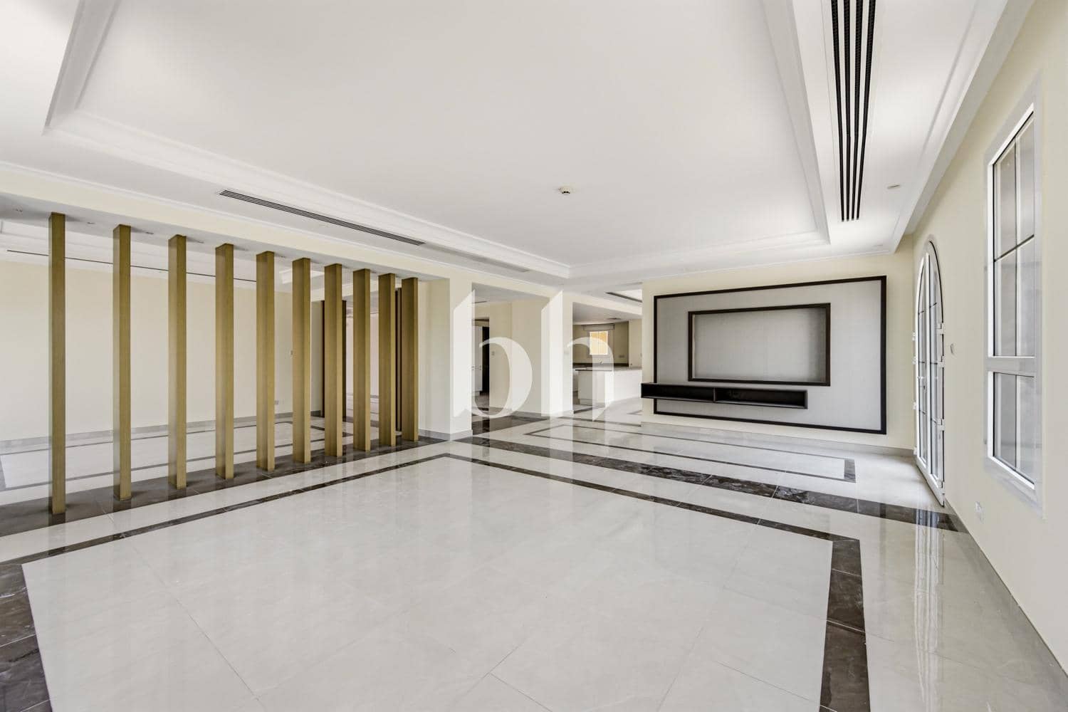 5 Bedroom Villa in The Sundials - photo 1