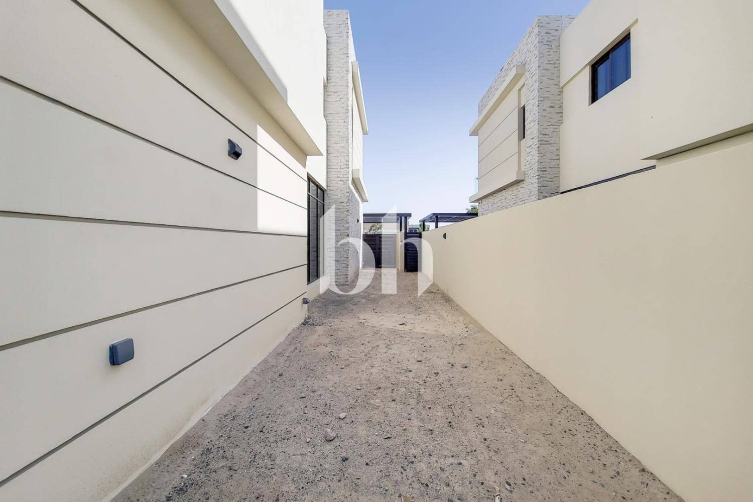 3 Bedroom Villa in Richmond - photo 1