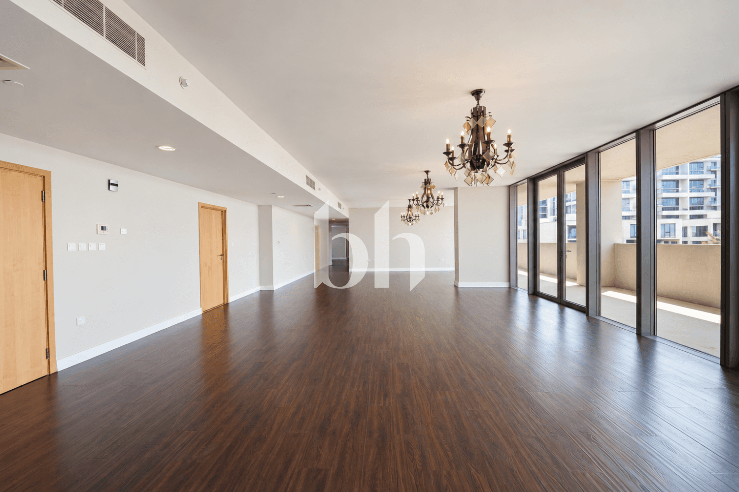 4 Bedroom Apartment in Building E - photo 2