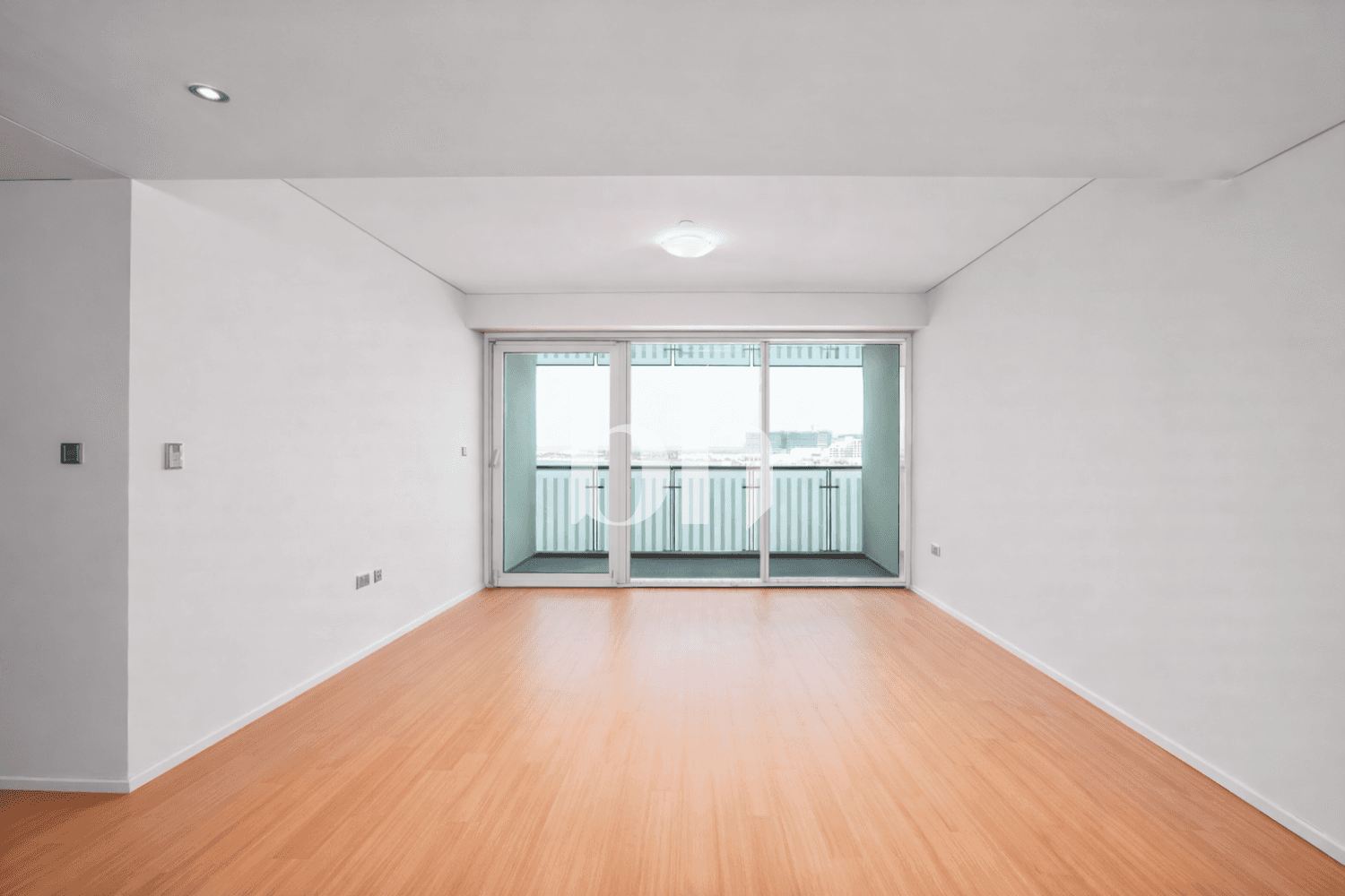 3 Bedroom Apartment in Al Maha - photo 2