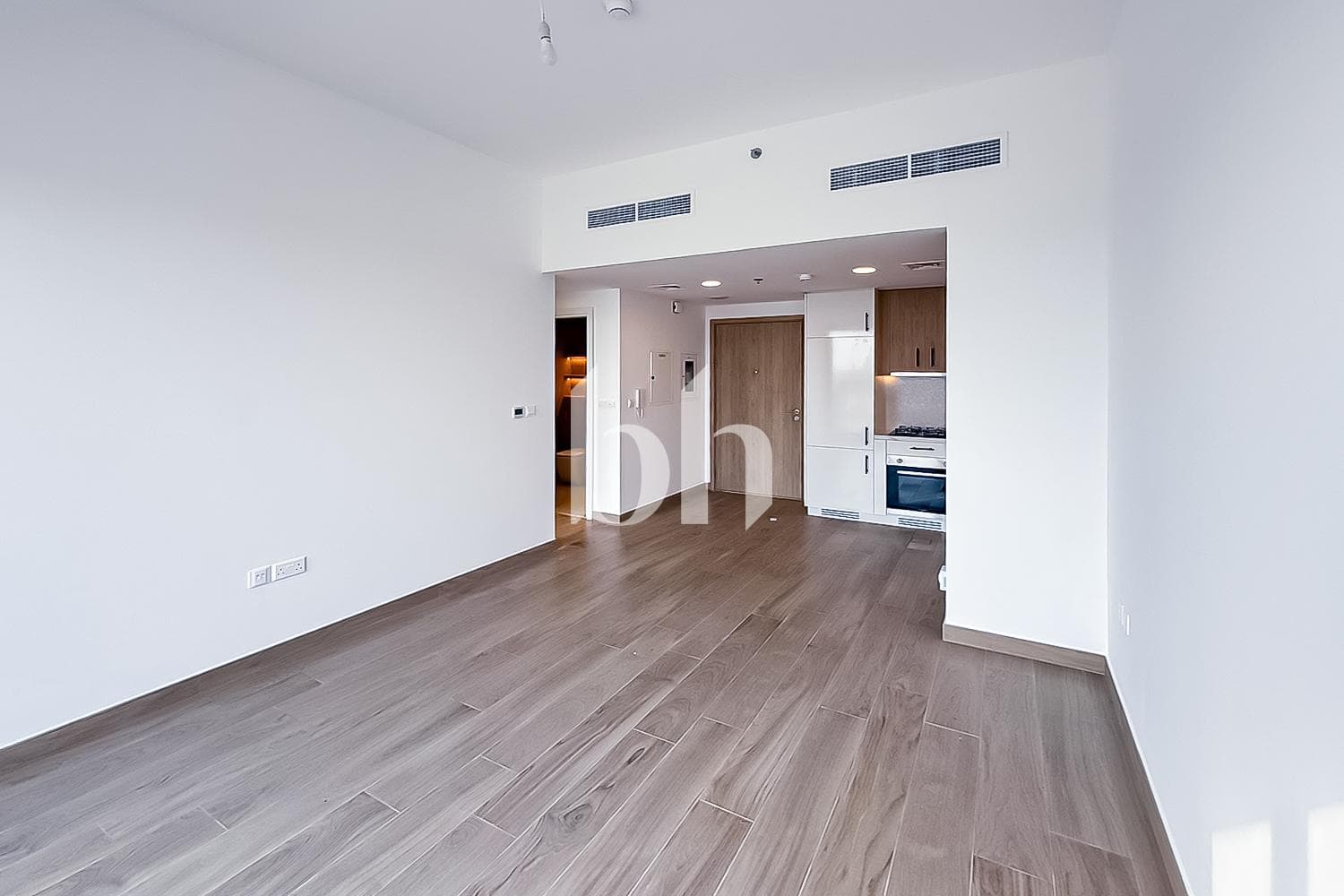1 Bedroom Apartment in Liva - photo 1