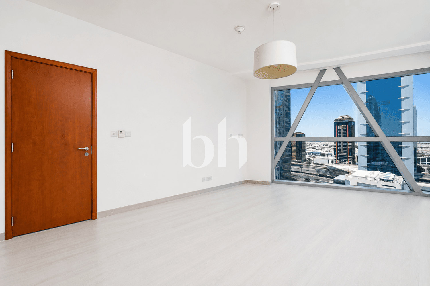 2 Bedroom Apartment in Park Tower B - photo 1
