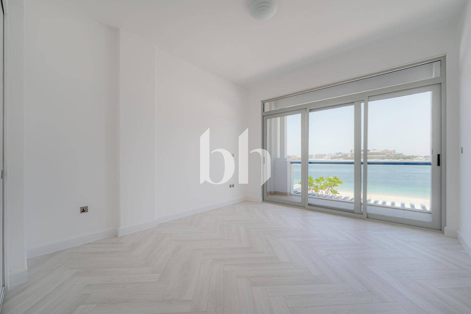 5 Bedroom Villa in Palma Residences - photo 2
