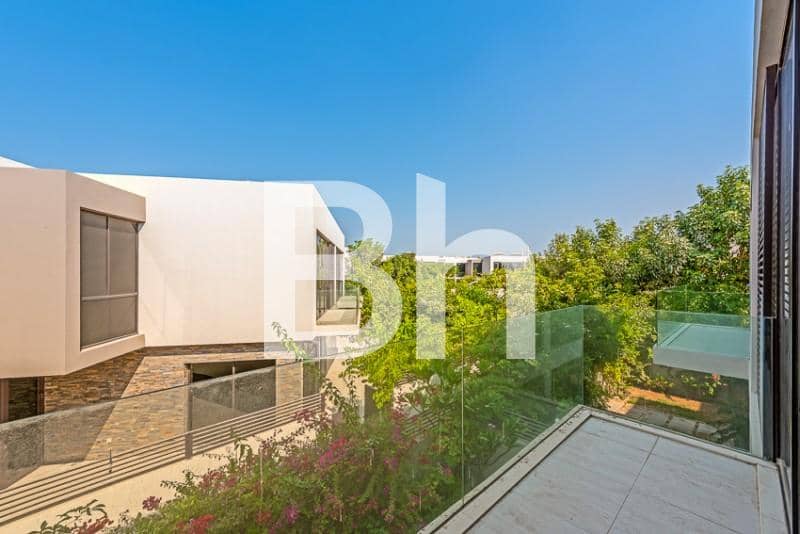 5 Bedroom Villa in Umm Suqeim 3 Villas
