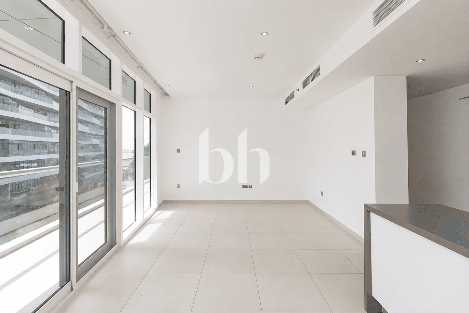 1 Bedroom Apartment in Al Naseem Residences A - photo 2
