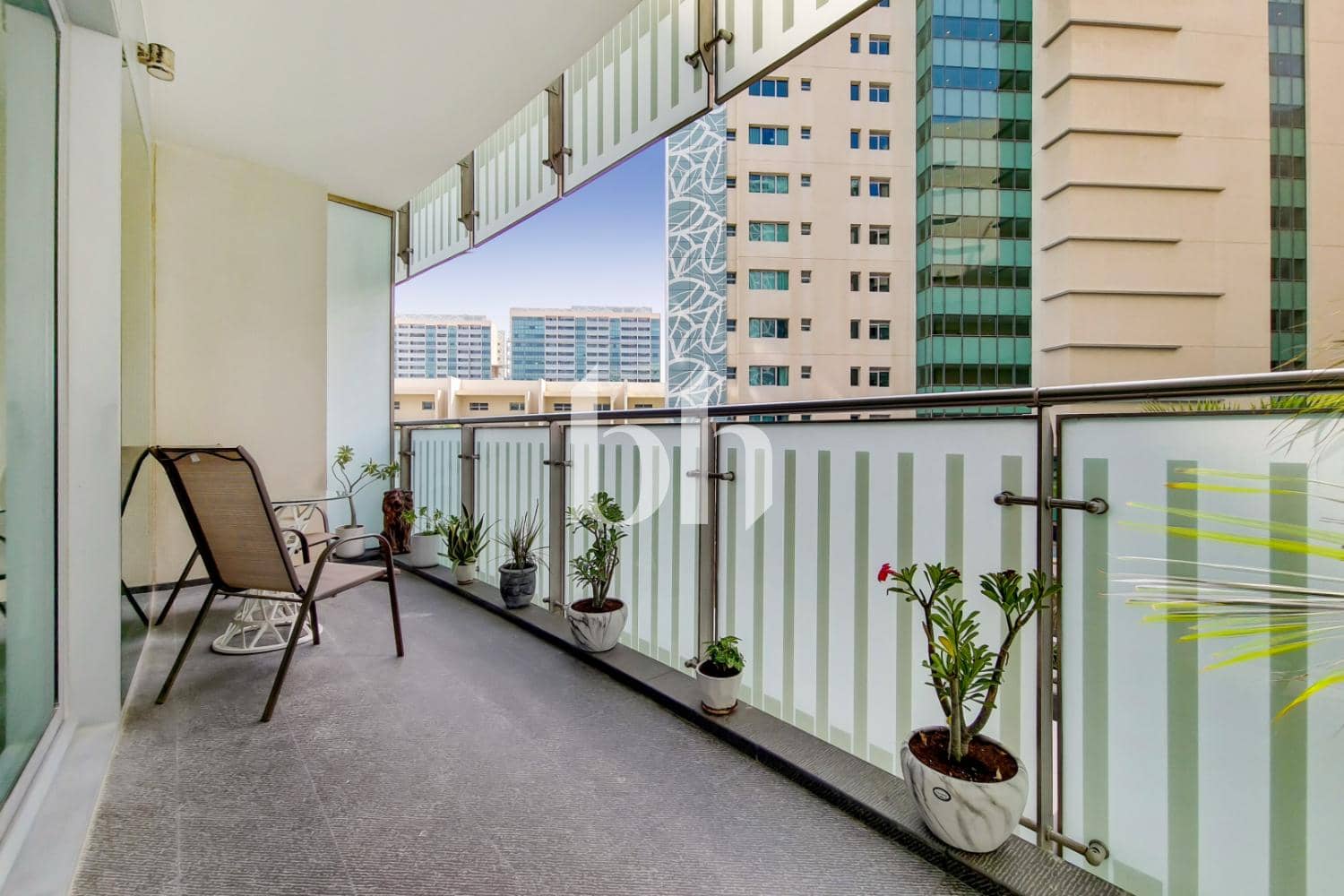 3 Bedroom Apartment in Al Rahba - photo 2