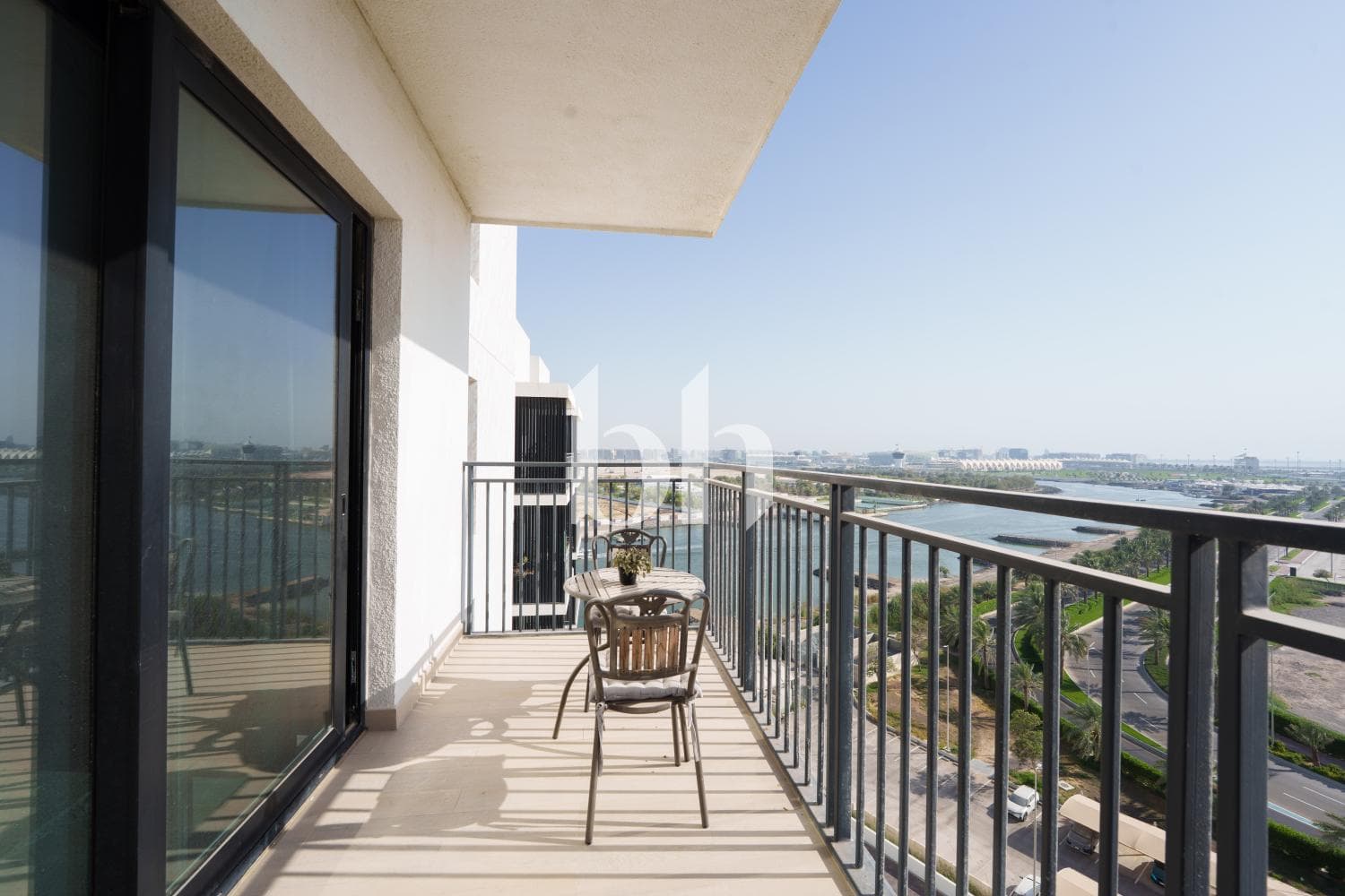 Studio Apartment in Waters Edge