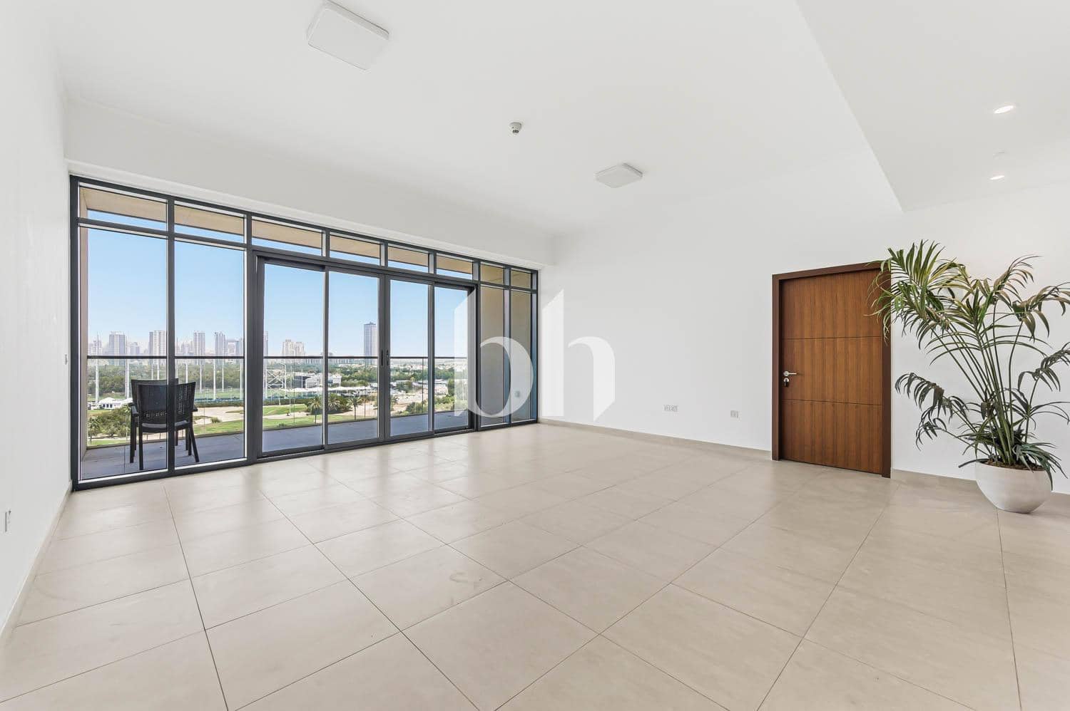 3 Bedroom Apartment in Vida Residence 1 - photo 1