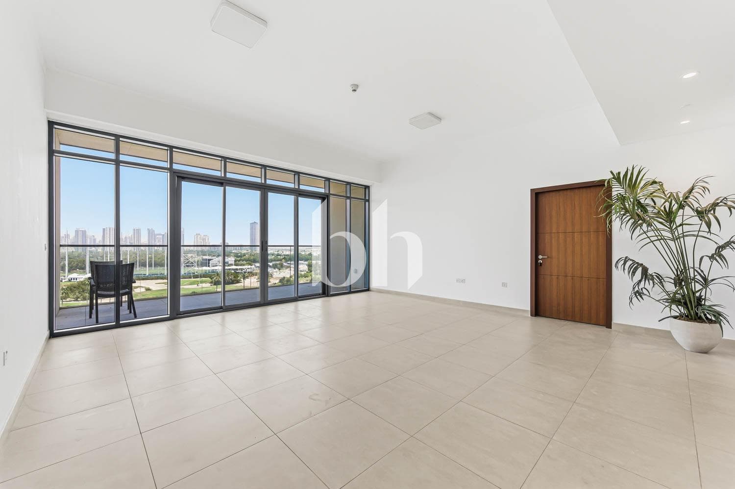 3 Bedroom Apartment in Vida Residence 1 - photo 2