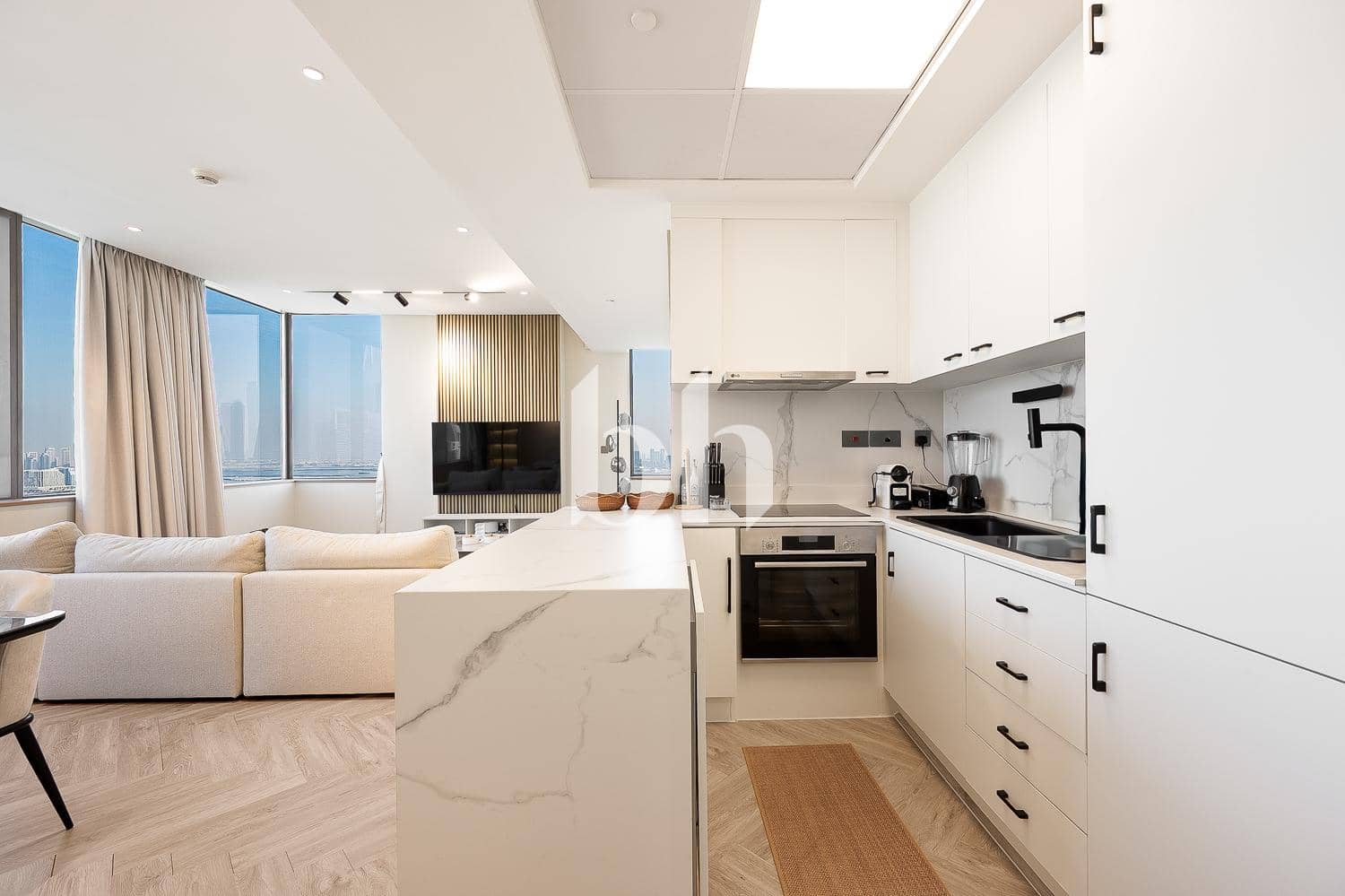 2 Bedroom Apartment in Sky Gardens - photo 1