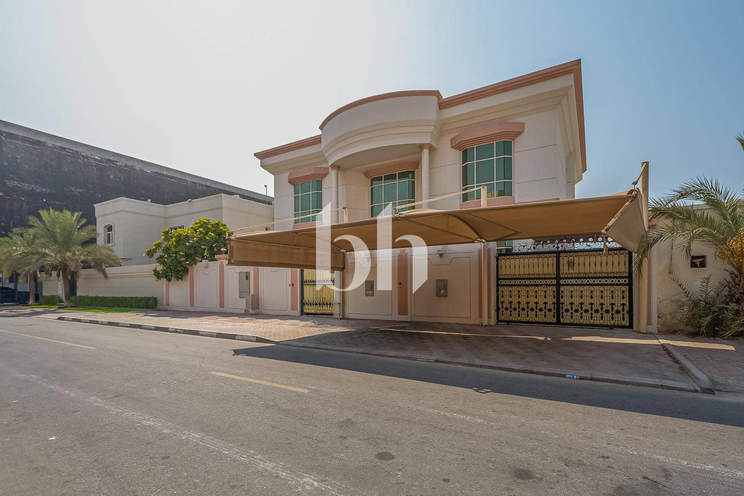 5 Bedroom Villa in Umm Suqeim 2 Villas