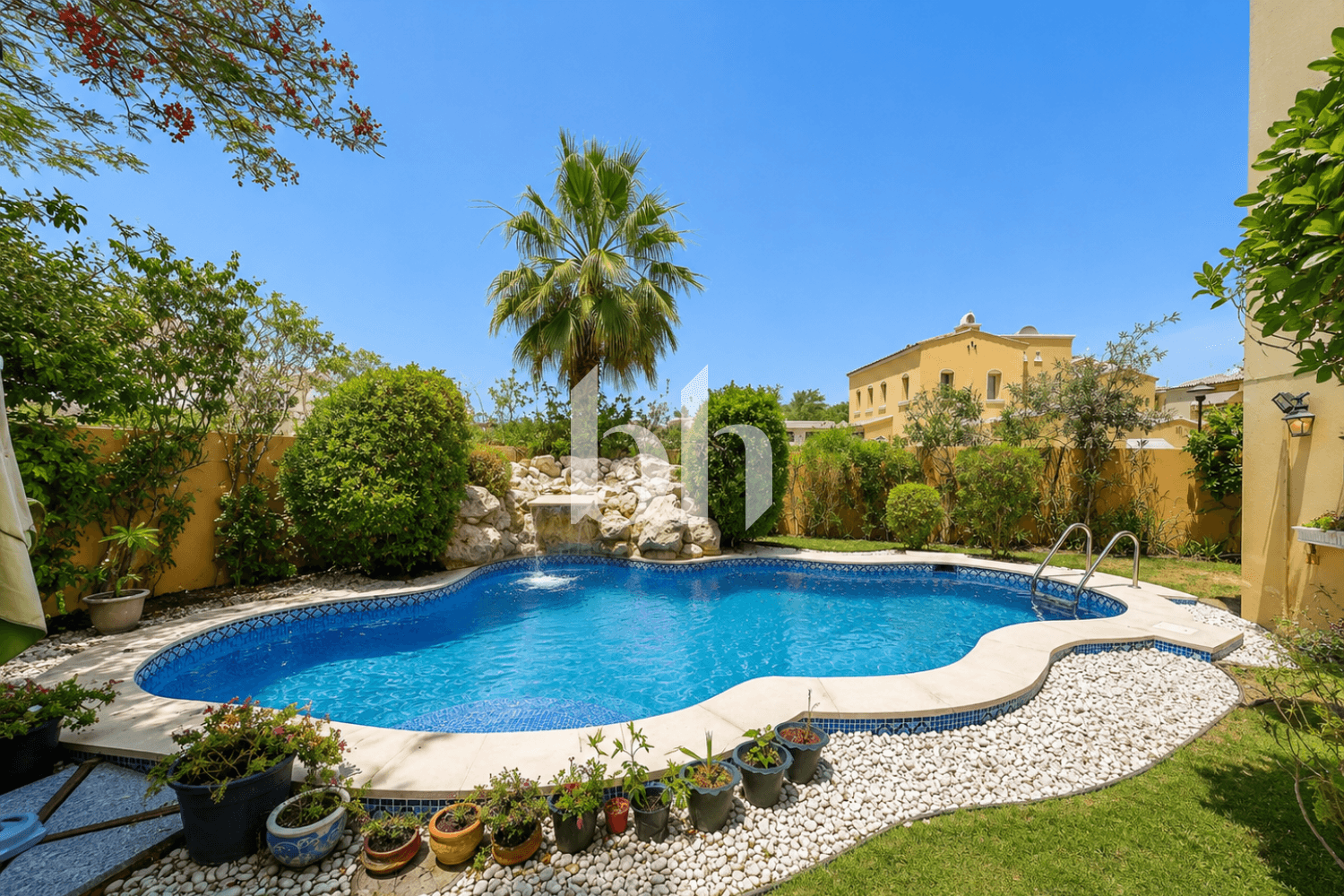 3 Bedroom Villa in Palmera 4