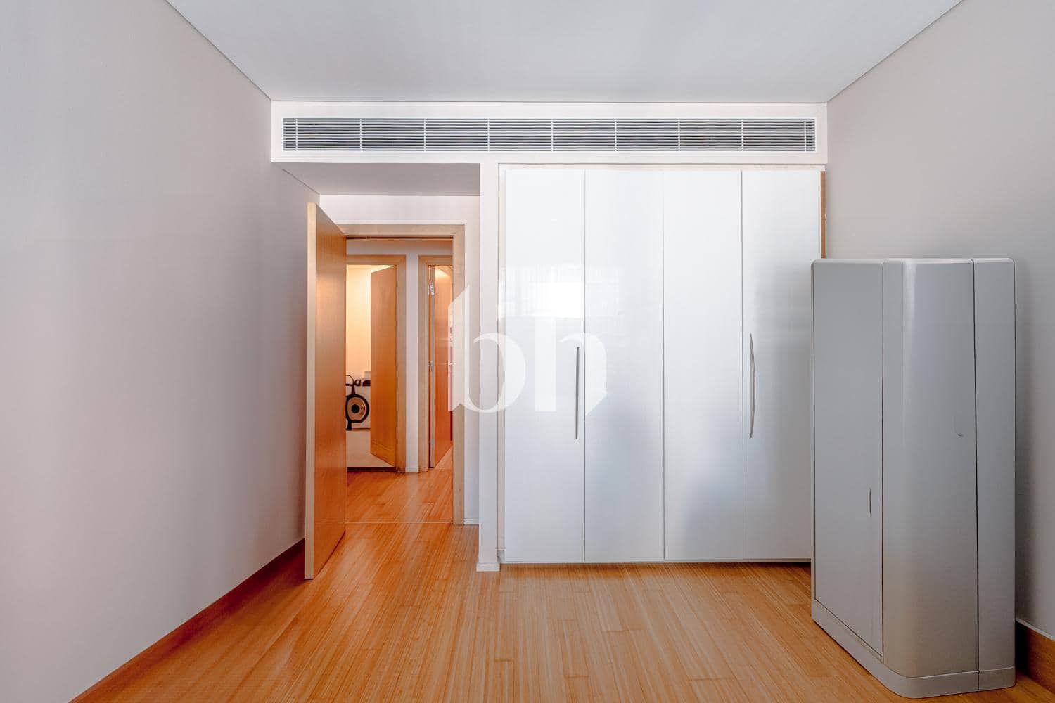 3 Bedroom Apartment in Al Rahba - photo 2