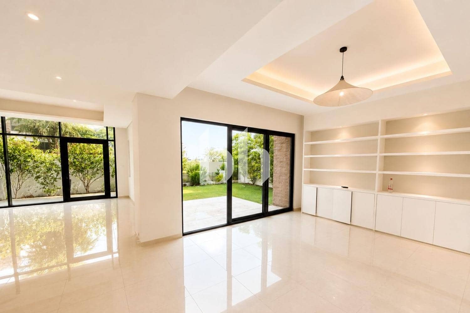 4 Bedroom Villa in Queens Meadow - photo 2