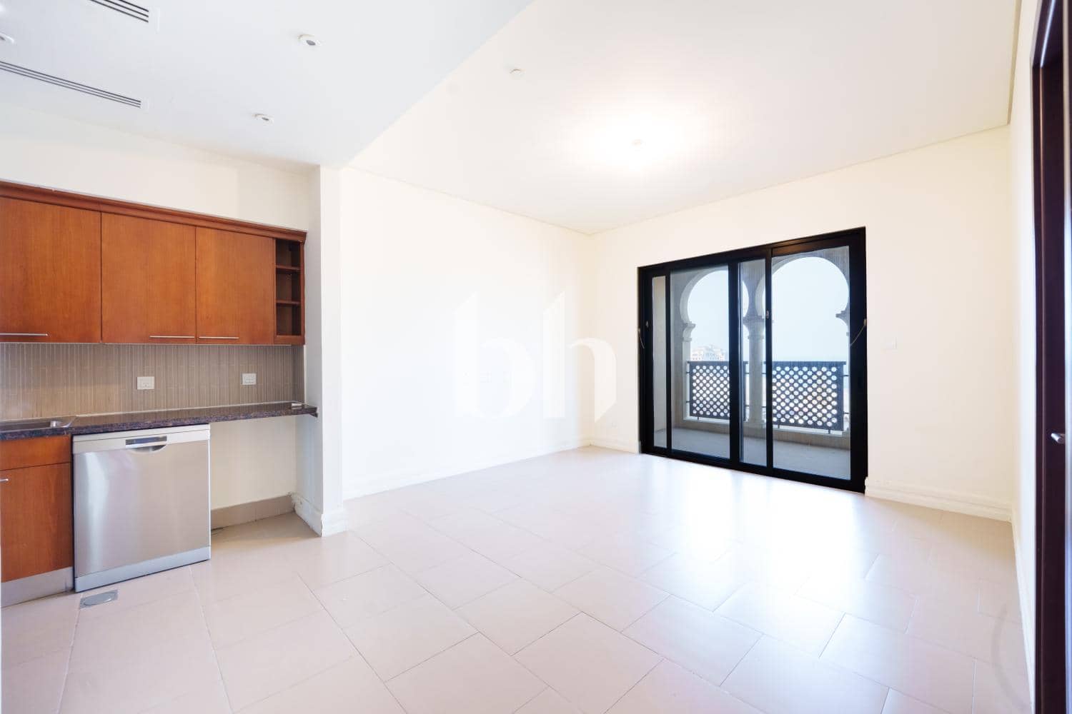 1 Bedroom Apartment in Saadiyat Beach Residences - photo 2