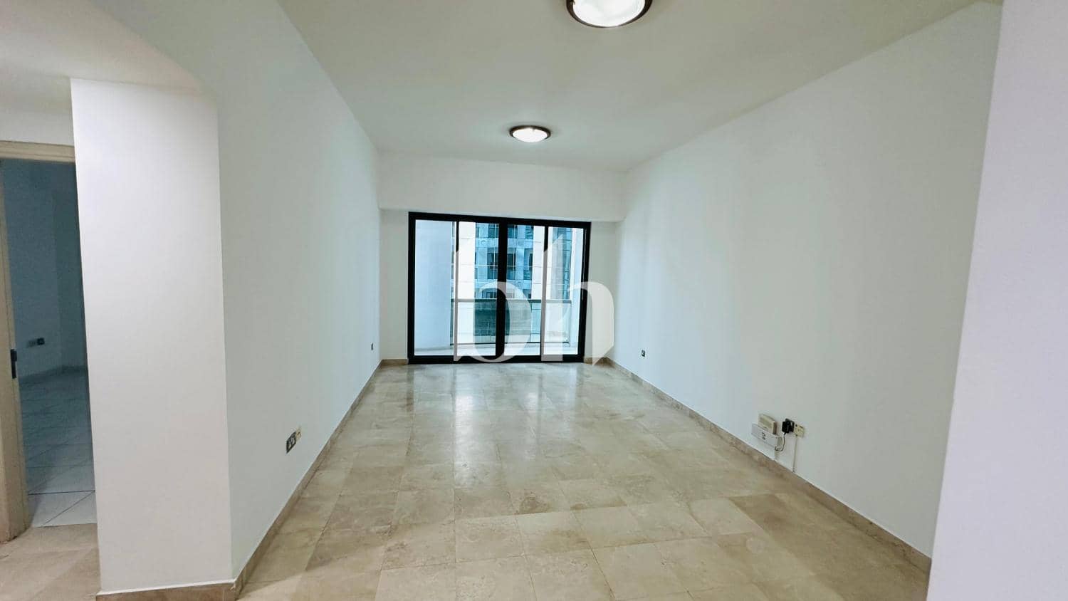 1 Bedroom Apartment in Al Meraikhi Tower - photo 2