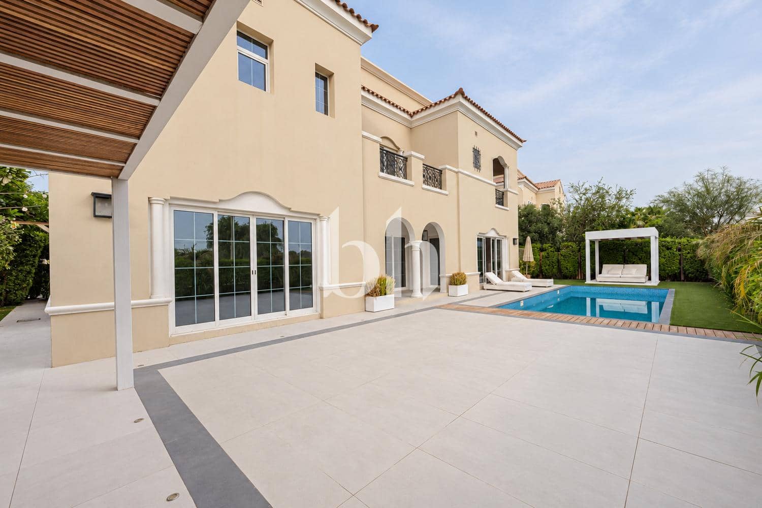 6 Bedroom Villa in La Avenida 2 - photo 2