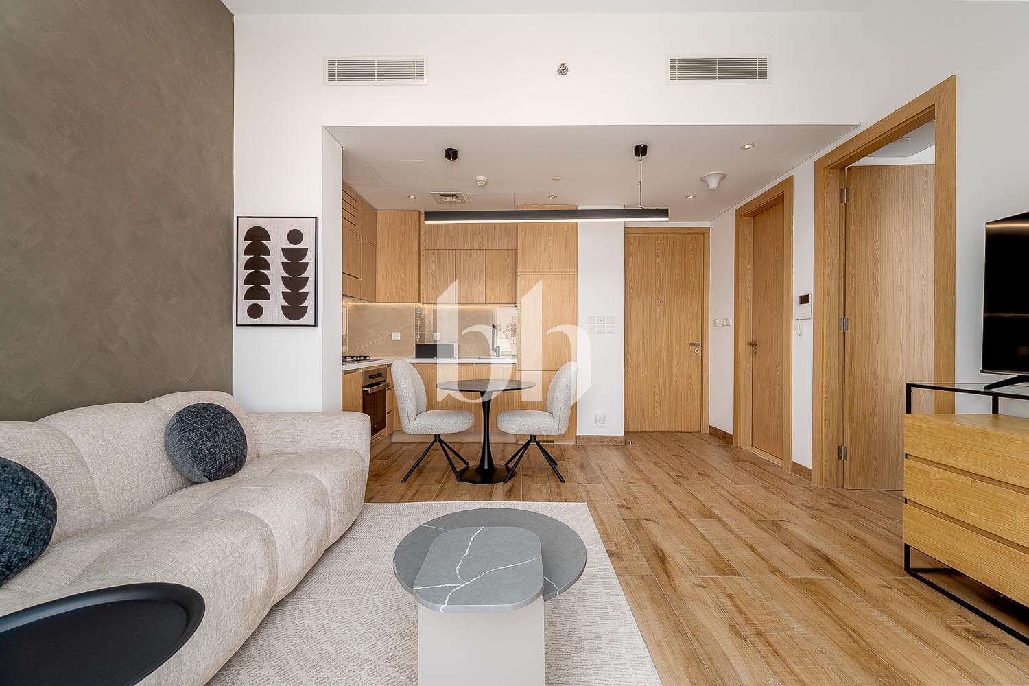 1 Bedroom Apartment in Oakley Square Residence A - photo 2