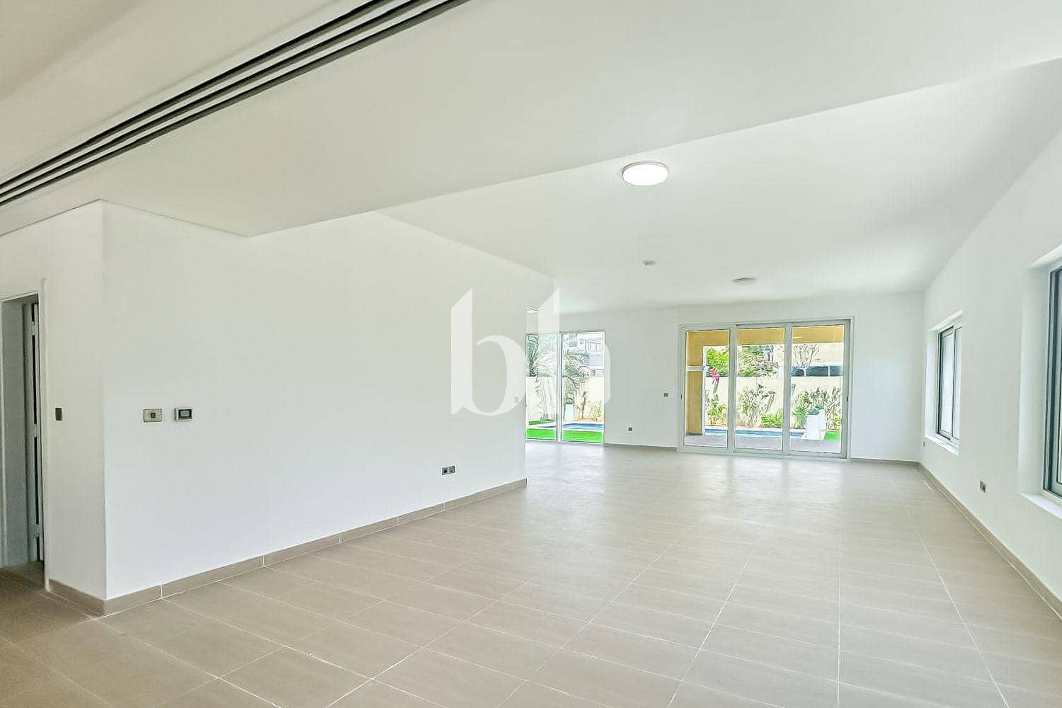 4 Bedroom Villa in District 9 Legacy Nova - photo 1