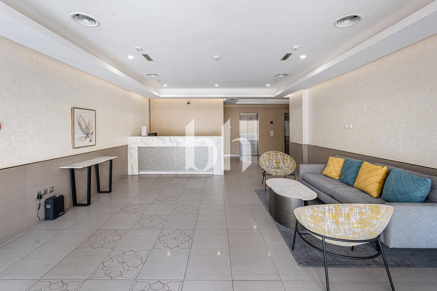 2 Bedroom Apartment in Blue Reef building - photo 2