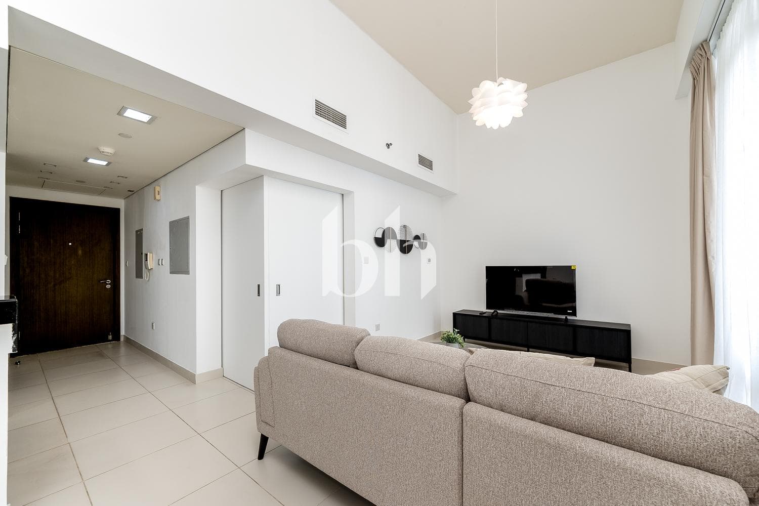 1 Bedroom Apartment in The Lofts East - photo 2