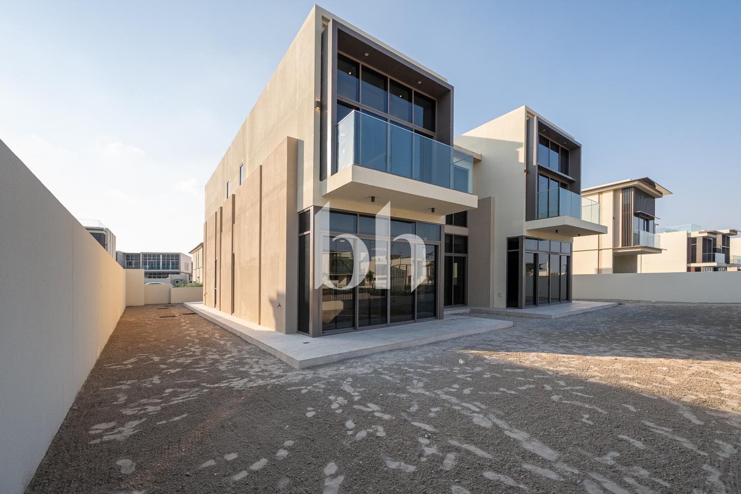 5 Bedroom Villa in Golf Place 1 - photo 1