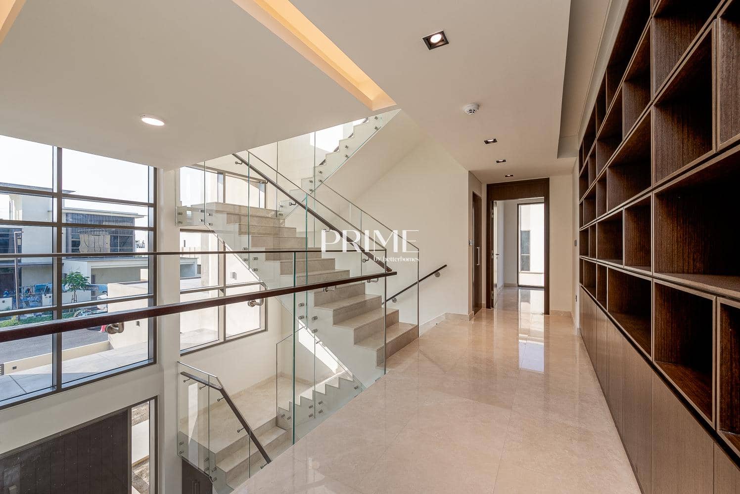 5 Bedroom Villa in Golf Place 1 - photo 2