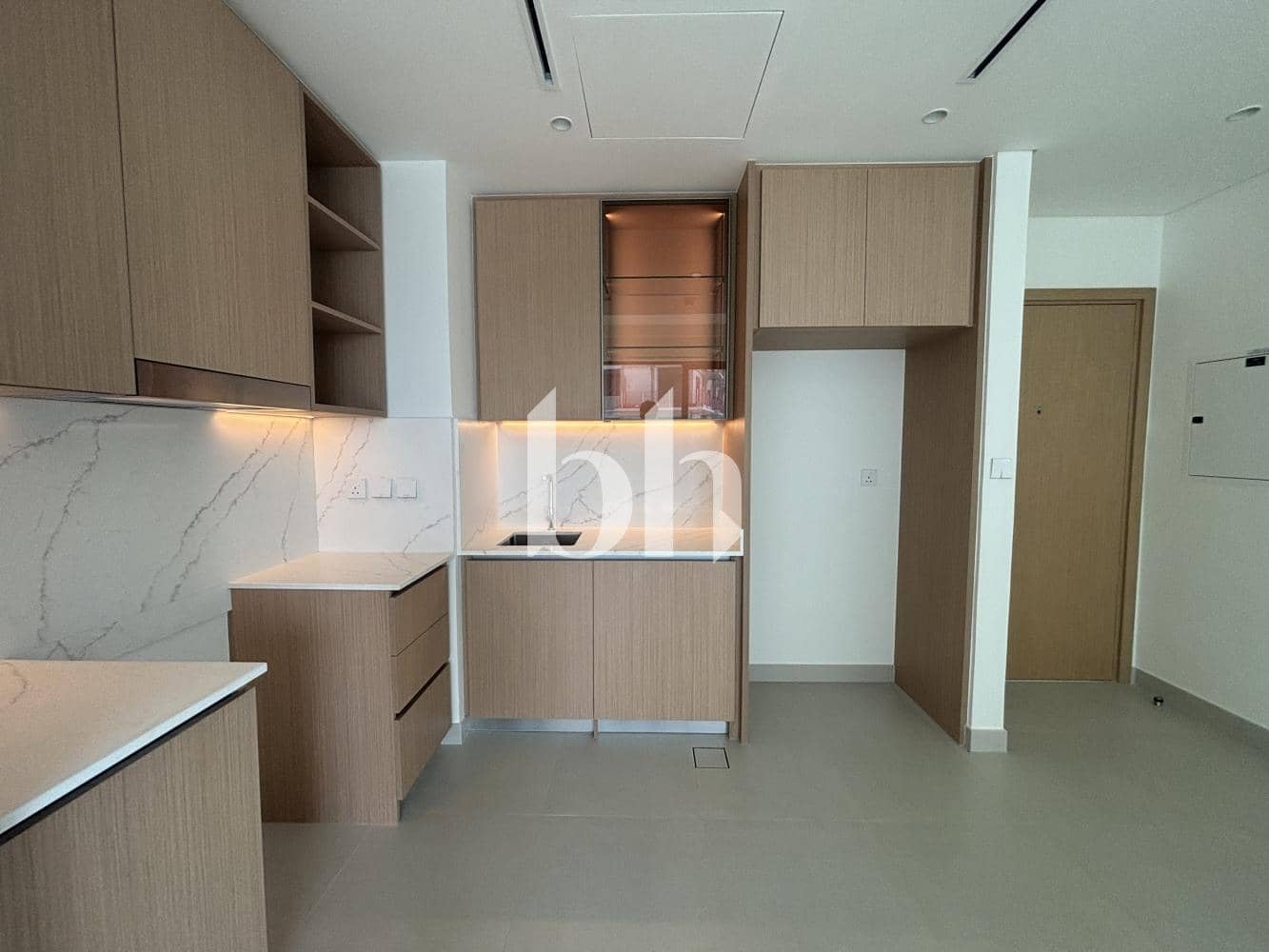 2 Bedroom Apartment in Park Horizon Tower 1 - photo 2