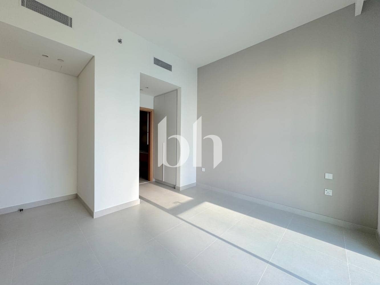 2 Bedroom Apartment in Park Horizon Tower 1 - photo 1