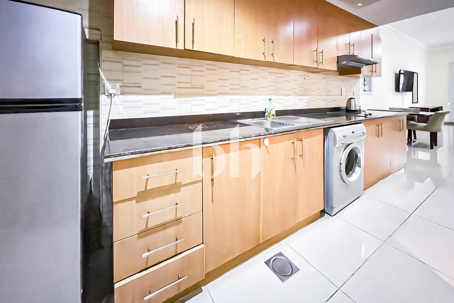 Studio Apartment in Lincoln Park A - photo 2