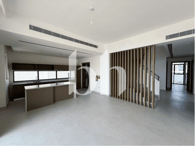 5 Bedroom Villa in Tilal Al Furjan 1 - photo 2