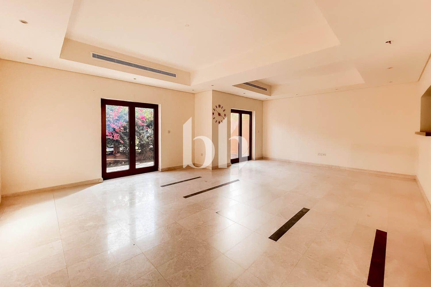 3 Bedroom Townhouse in Dubai Style Zone A - photo 1