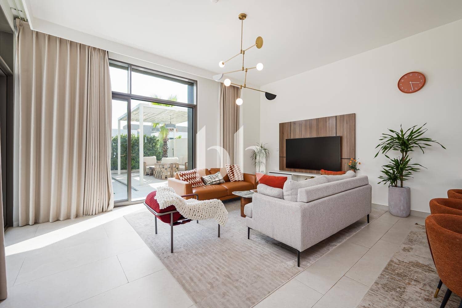 4 Bedroom Townhouse in Tilal Al Furjan 1 - photo 2