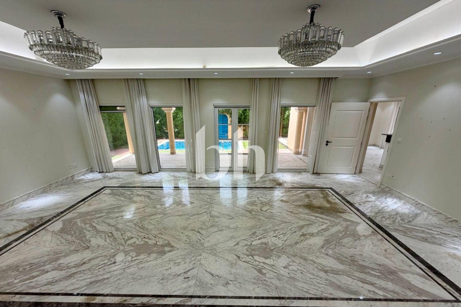 4 Bedroom Villa in Courtyard CP1 - photo 2