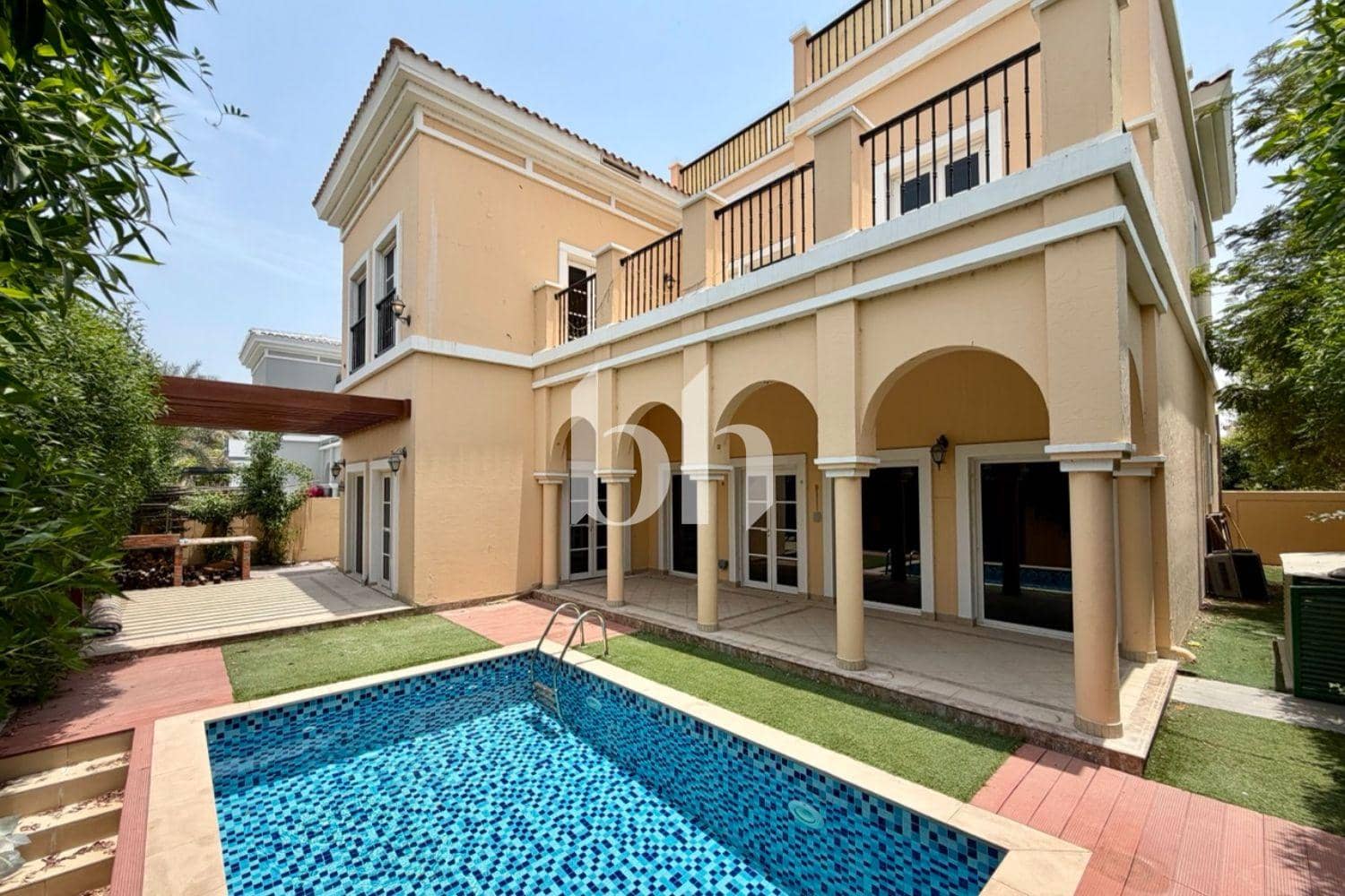 4 Bedroom Villa in Courtyard CP1