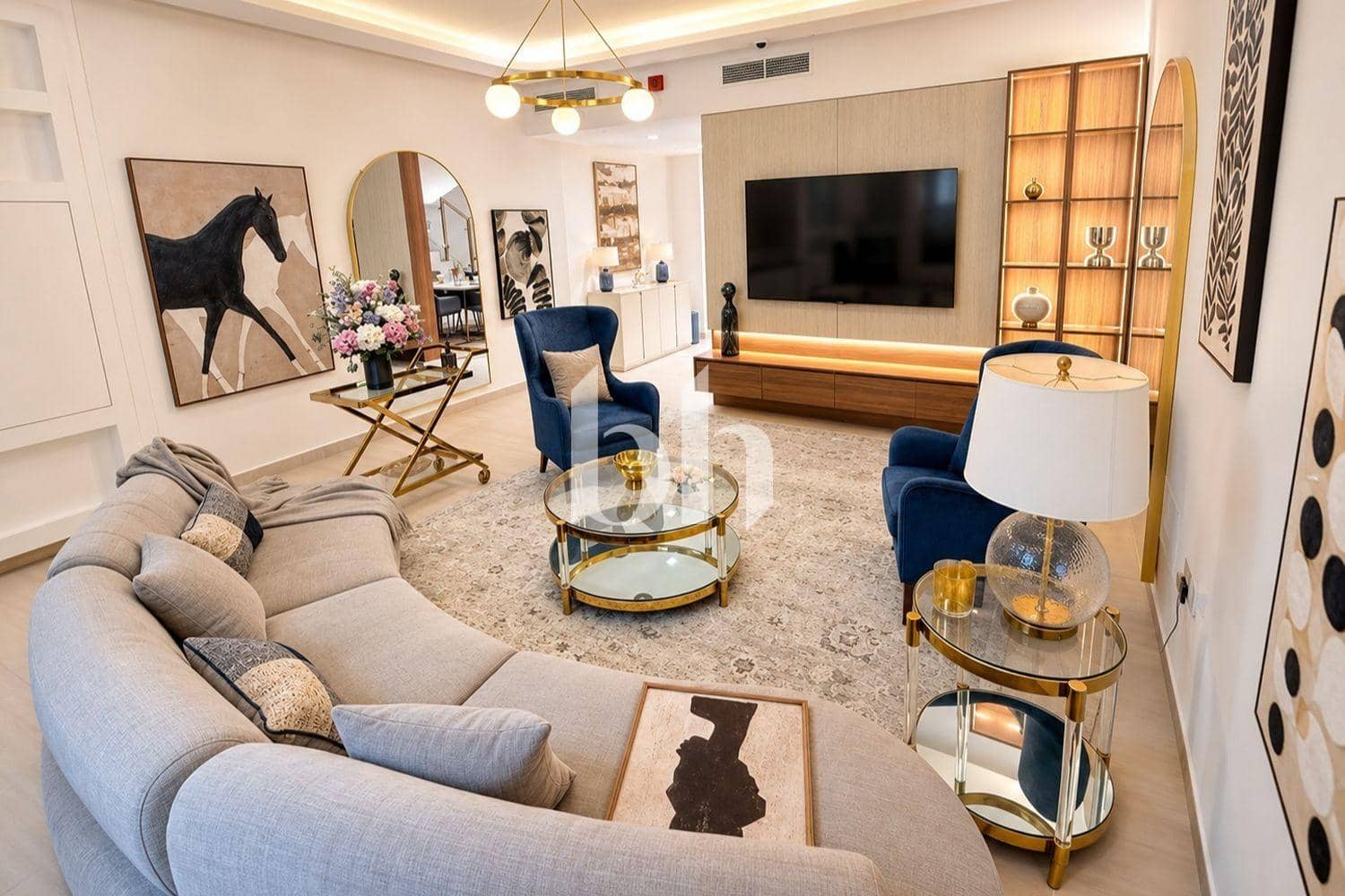 4 Bedroom Townhouse in Summer 2