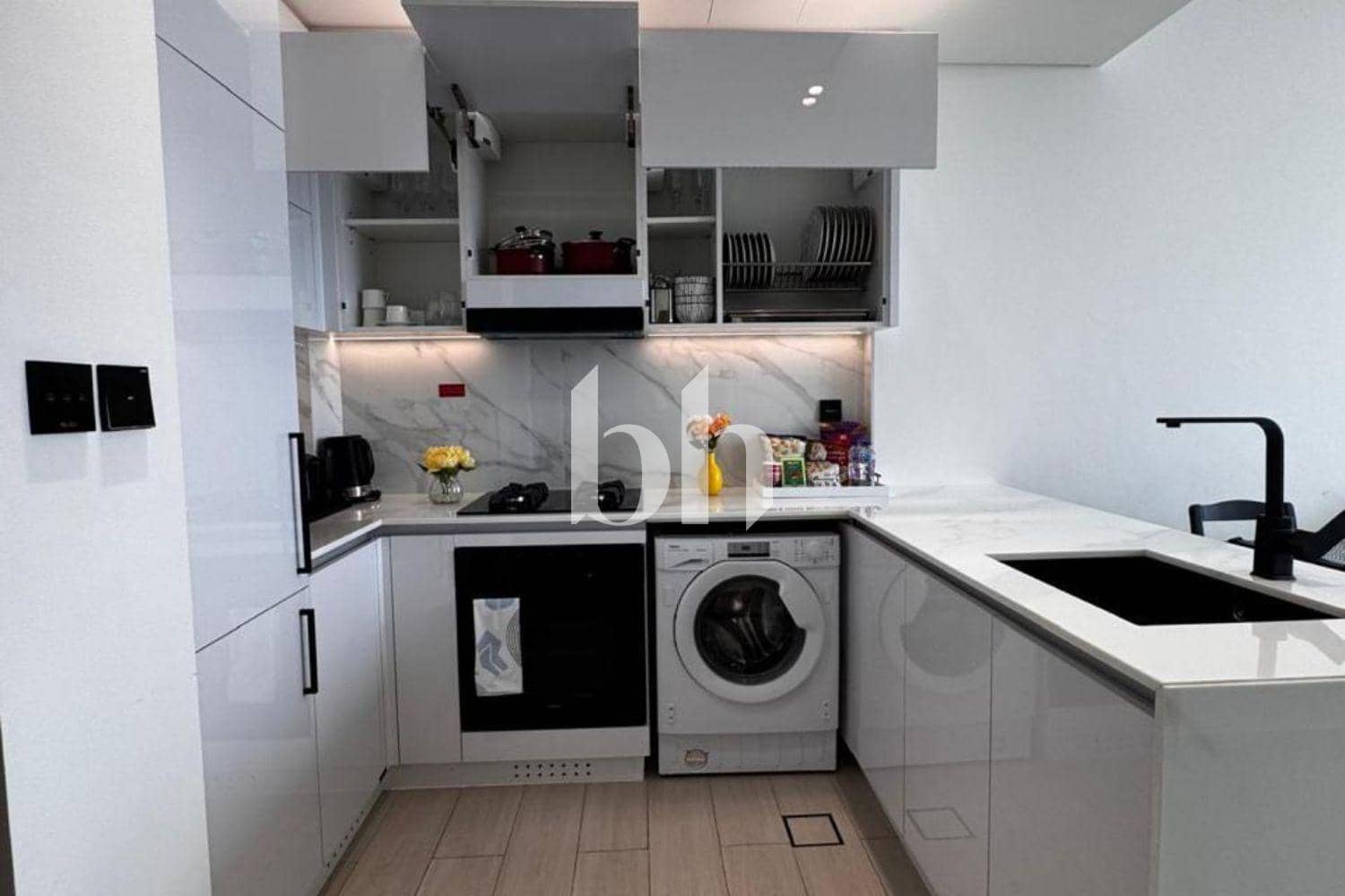 1 Bedroom Apartment in Binghatti Venus - photo 1