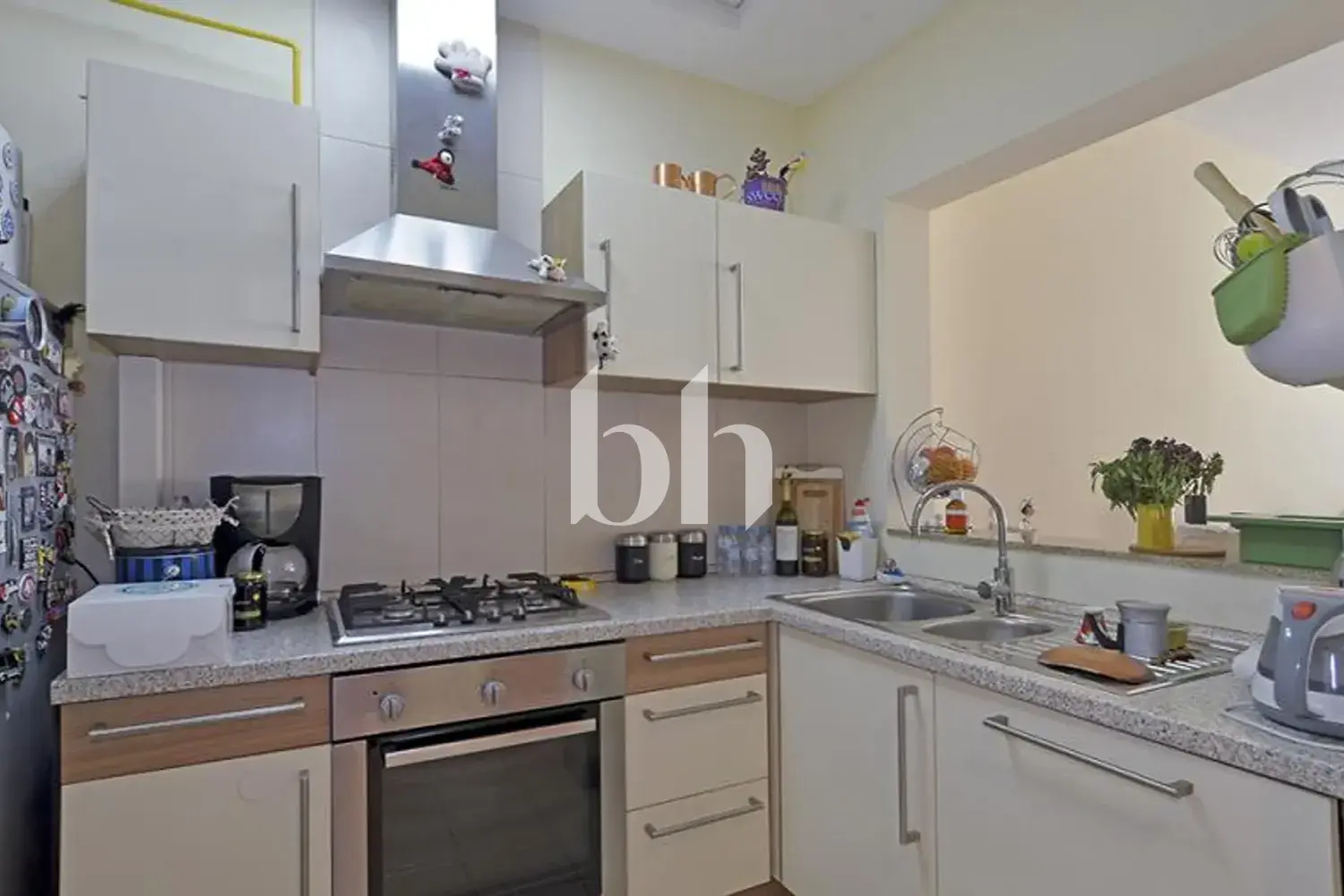 1 Bedroom Apartment in Sandoval Gardens A - photo 2