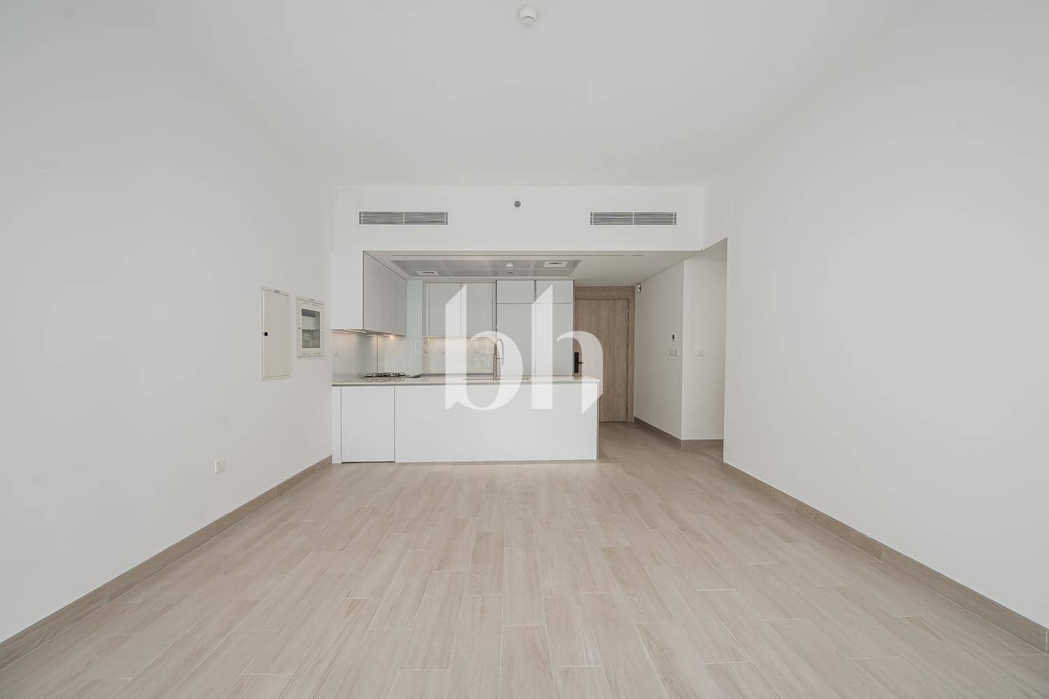 3 Bedroom Apartment in Luma Park Views - photo 2