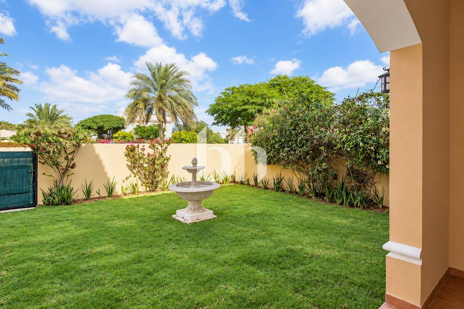 2 Bedroom Townhouse in Palmera 2 - photo 2