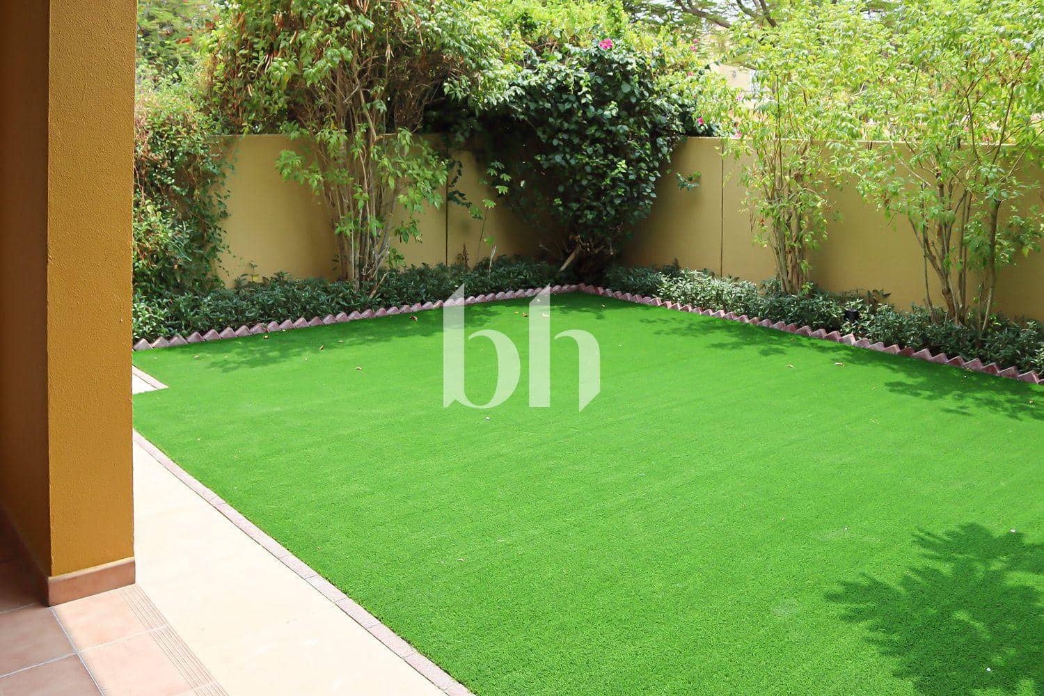 2 Bedroom Townhouse in Palmera 2 - photo 1