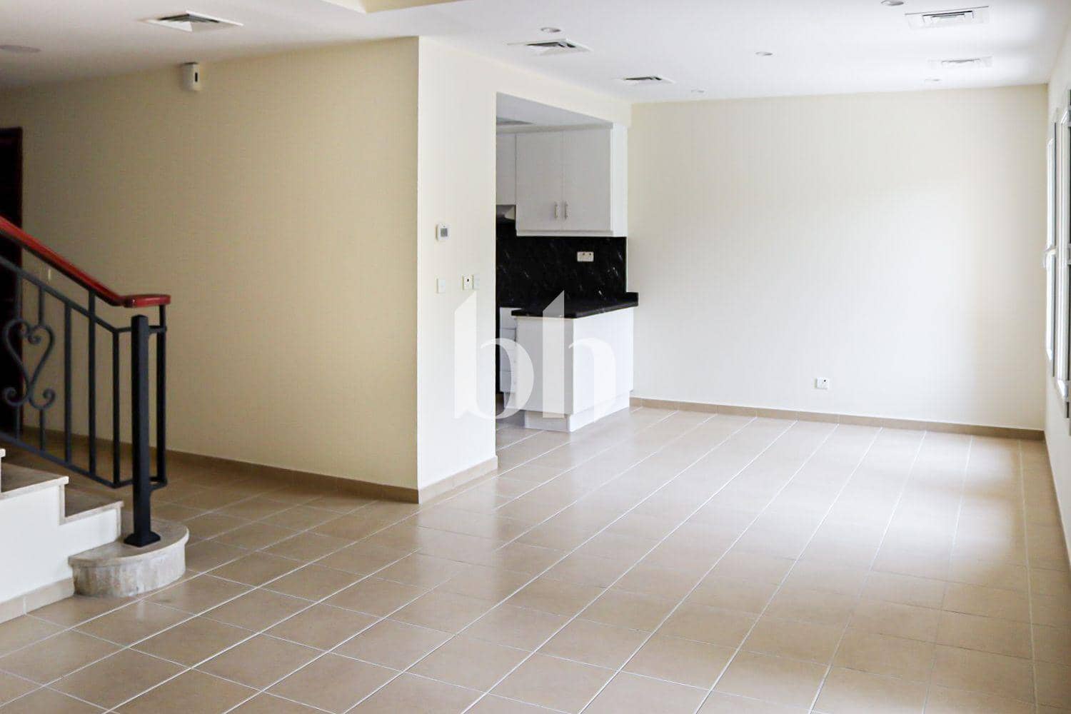 2 Bedroom Townhouse in Palmera 2 - photo 2