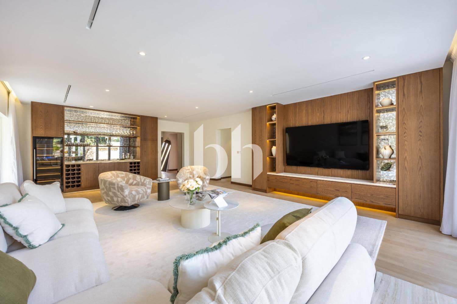 5 Bedroom Villa in Mirador - photo 1
