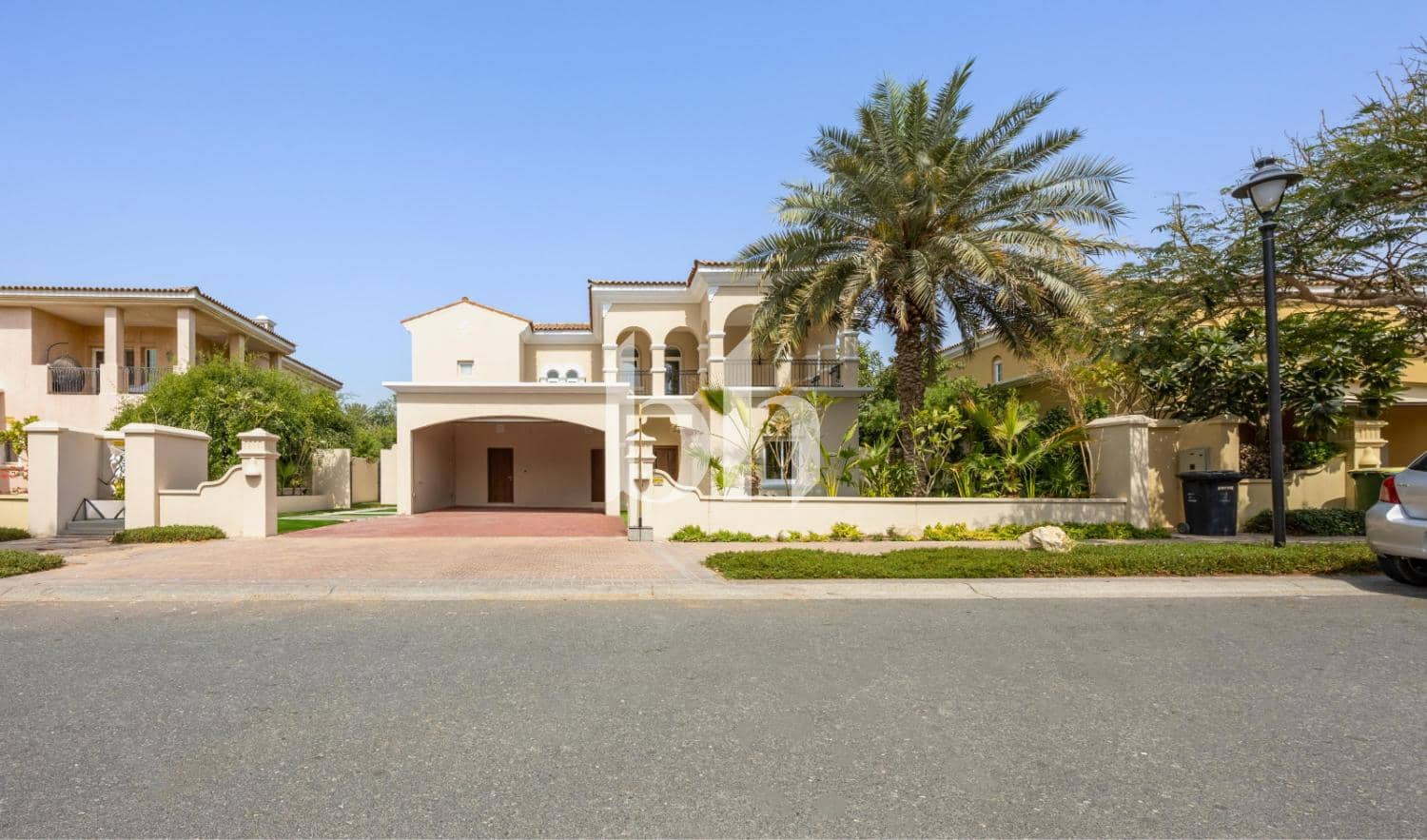 5 Bedroom Villa in Mirador